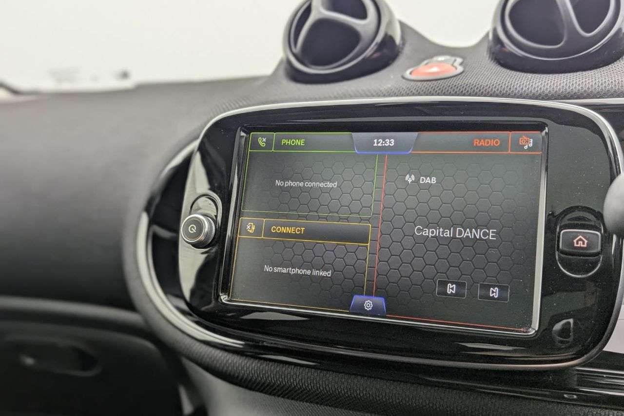 2022 SMART FORFOUR 2022 SMART FORFOUR