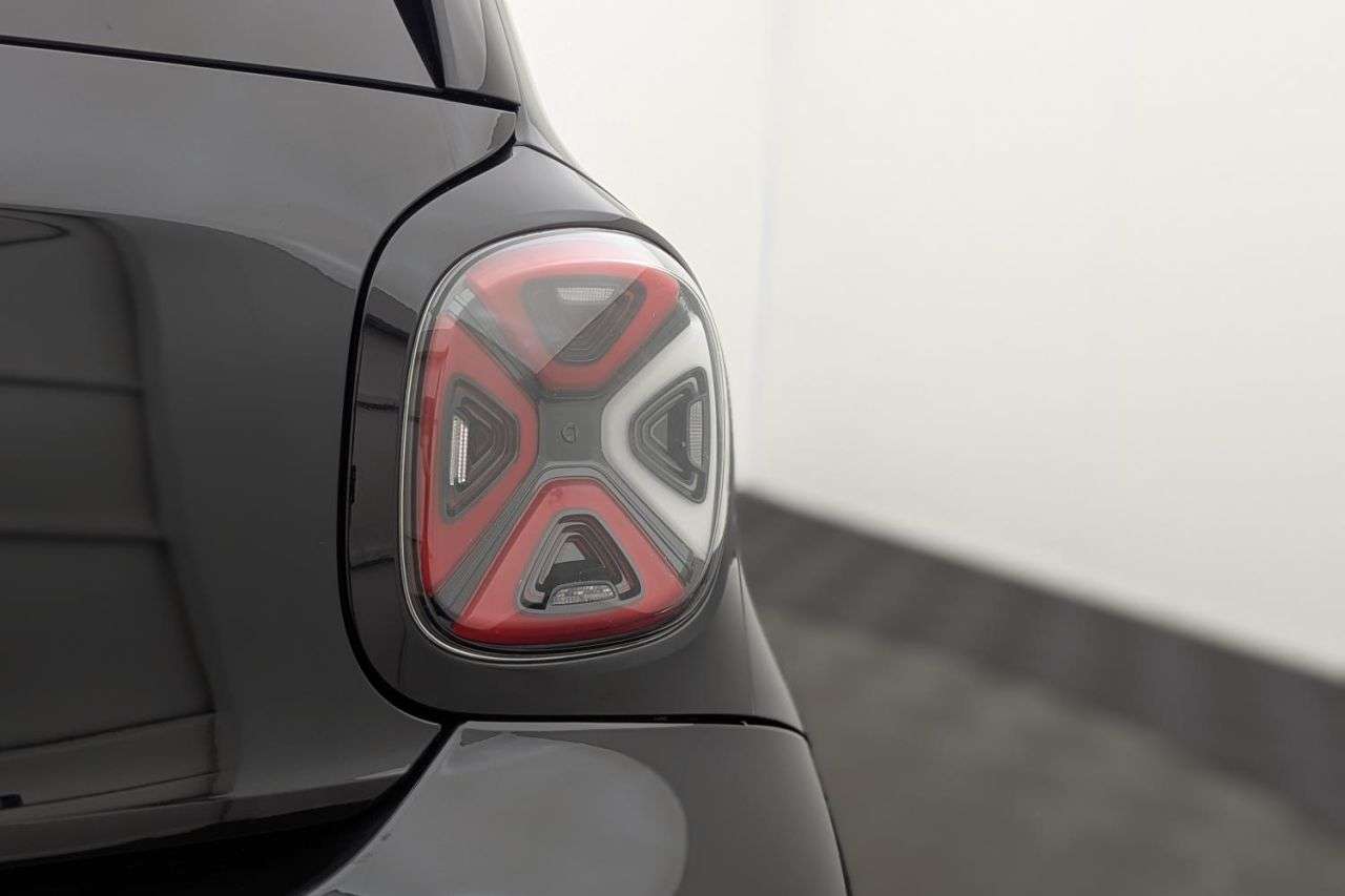 2022 SMART FORFOUR 2022 SMART FORFOUR