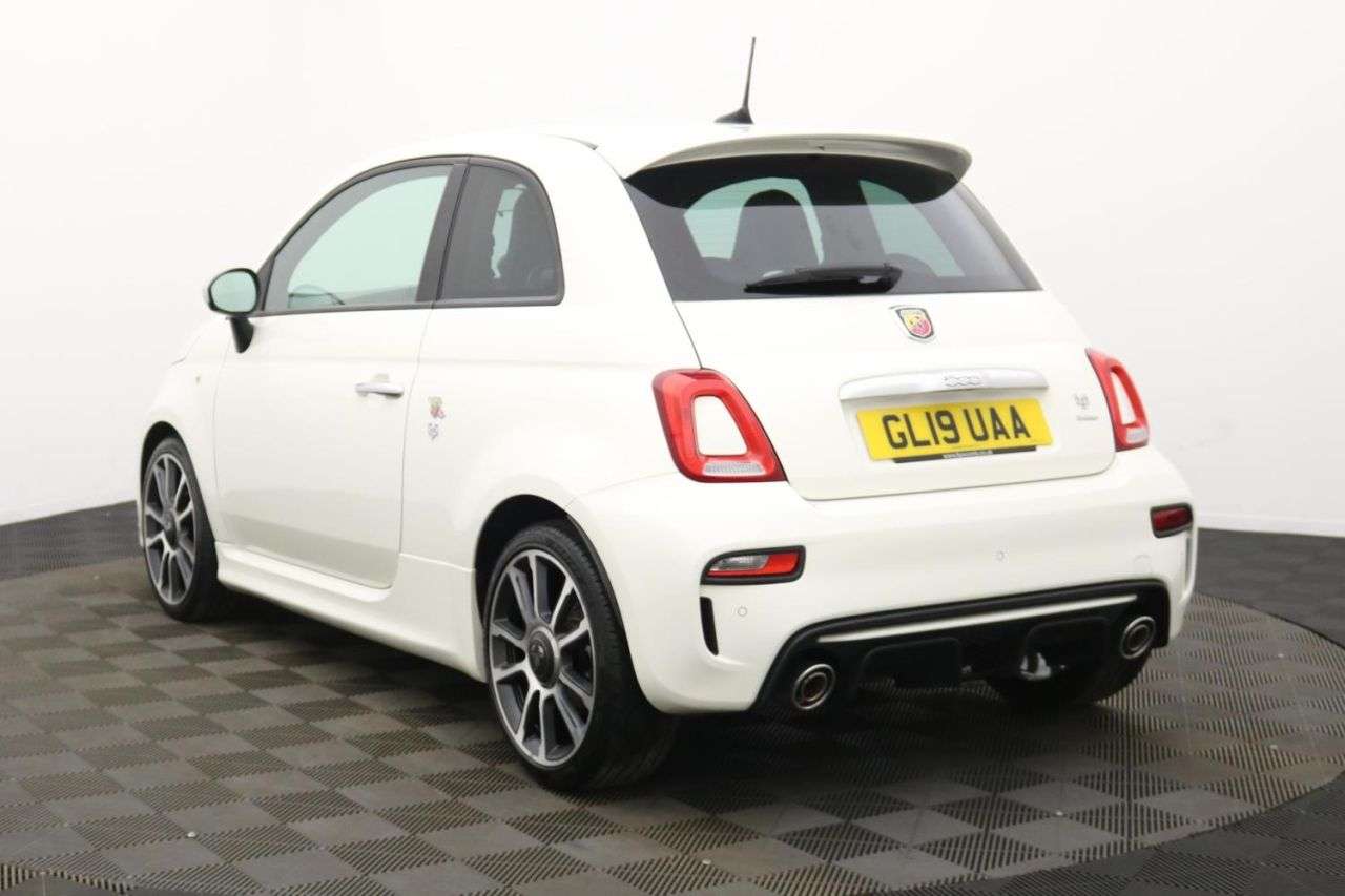 2019 ABARTH 595 2019 ABARTH 595