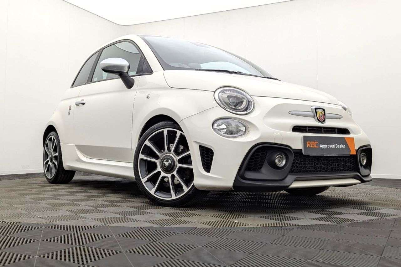 2019 ABARTH 595 2019 ABARTH 595