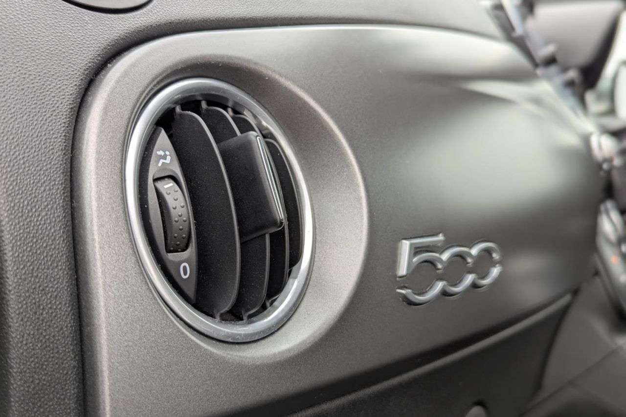 2019 ABARTH 595 2019 ABARTH 595