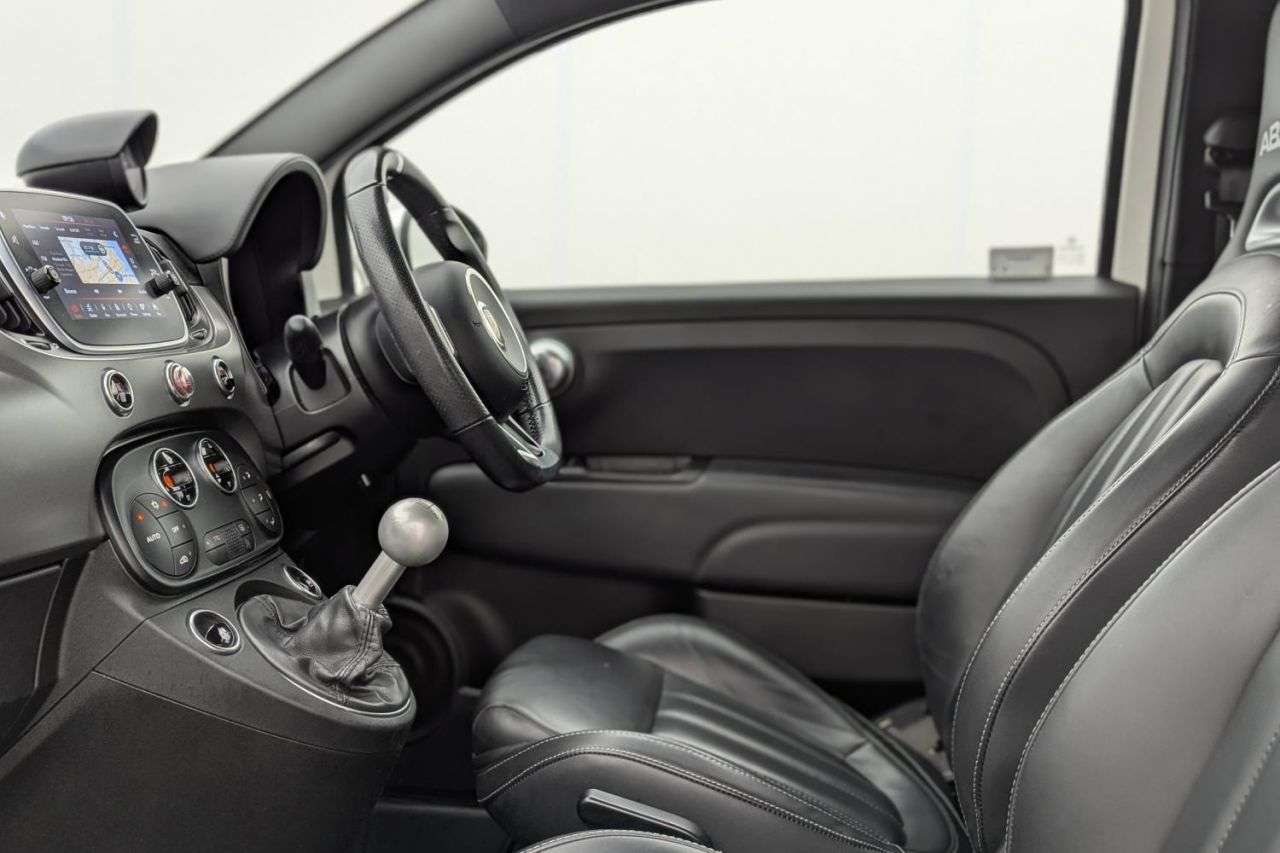 2019 ABARTH 595 2019 ABARTH 595