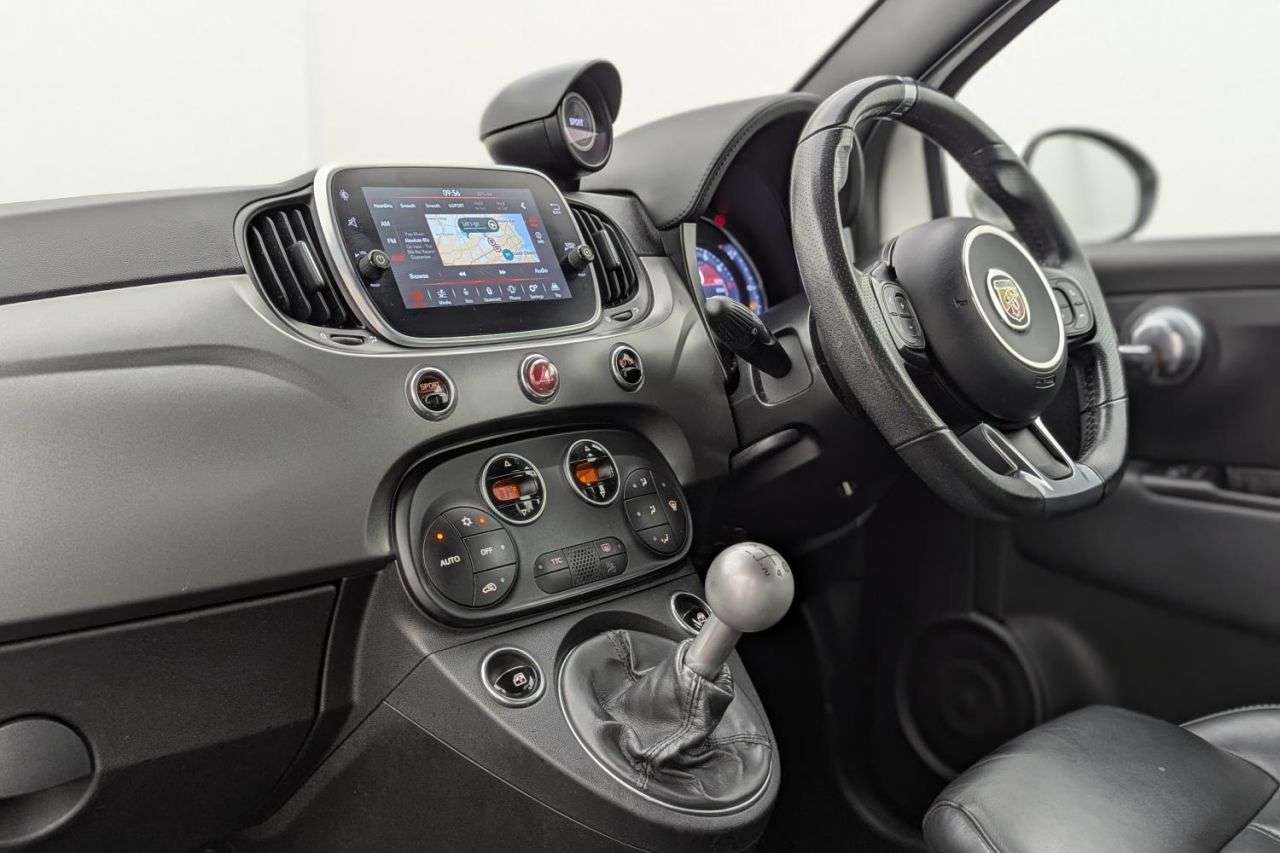 2019 ABARTH 595 2019 ABARTH 595