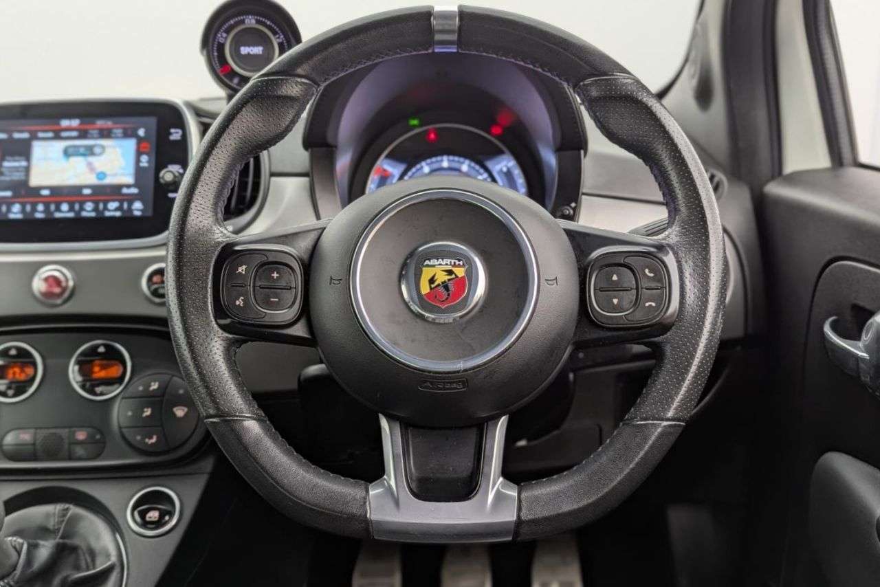 2019 ABARTH 595 2019 ABARTH 595