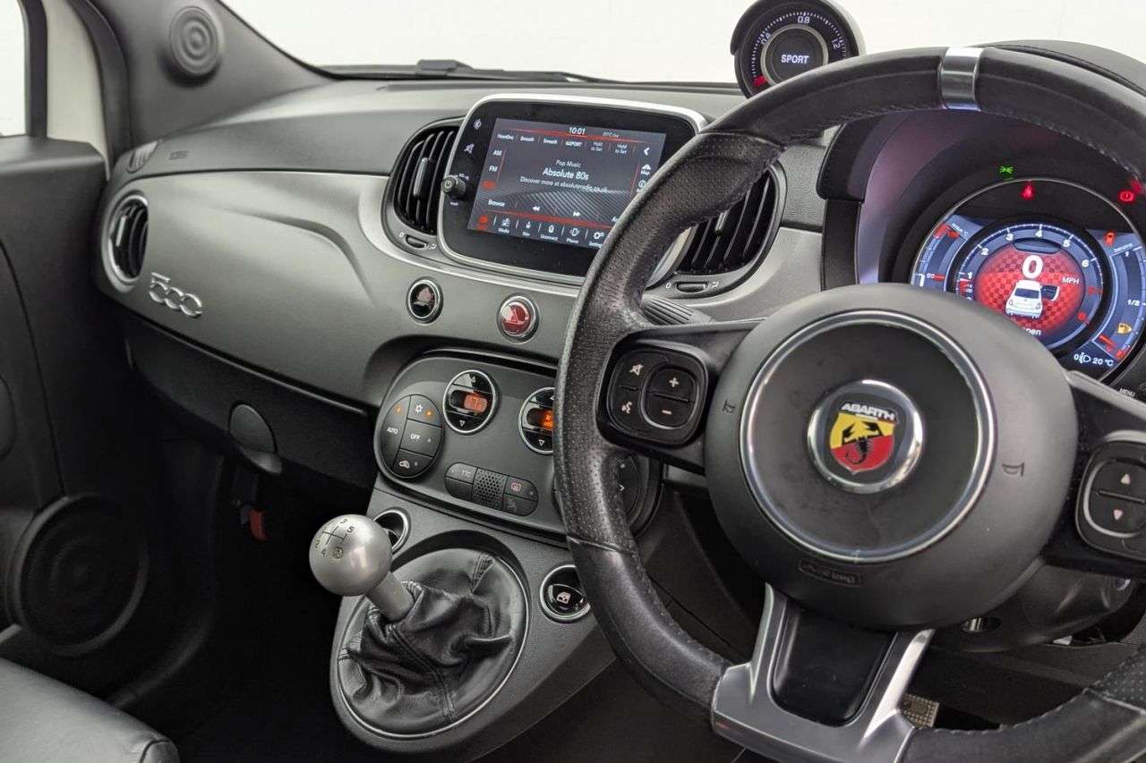 2019 ABARTH 595 2019 ABARTH 595
