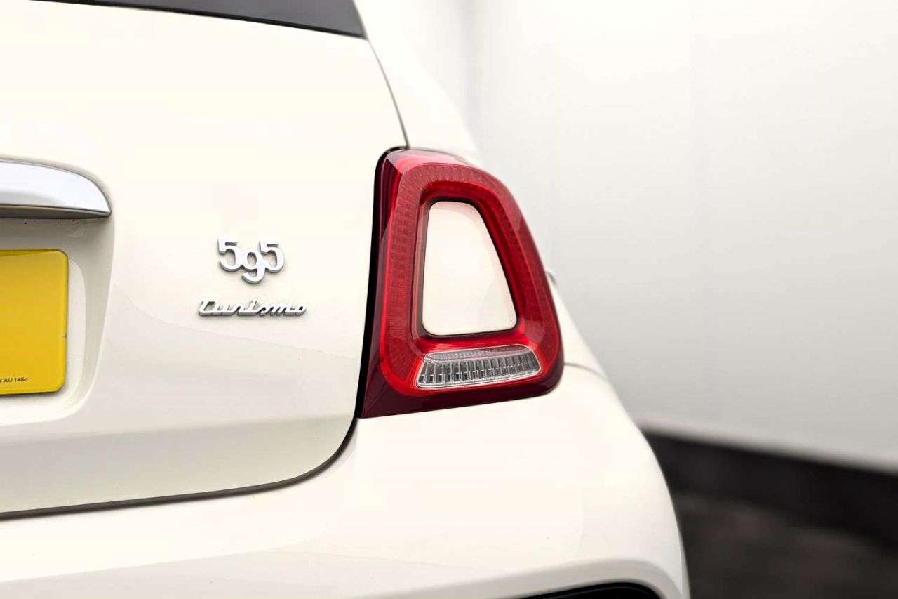 2019 ABARTH 595 2019 ABARTH 595