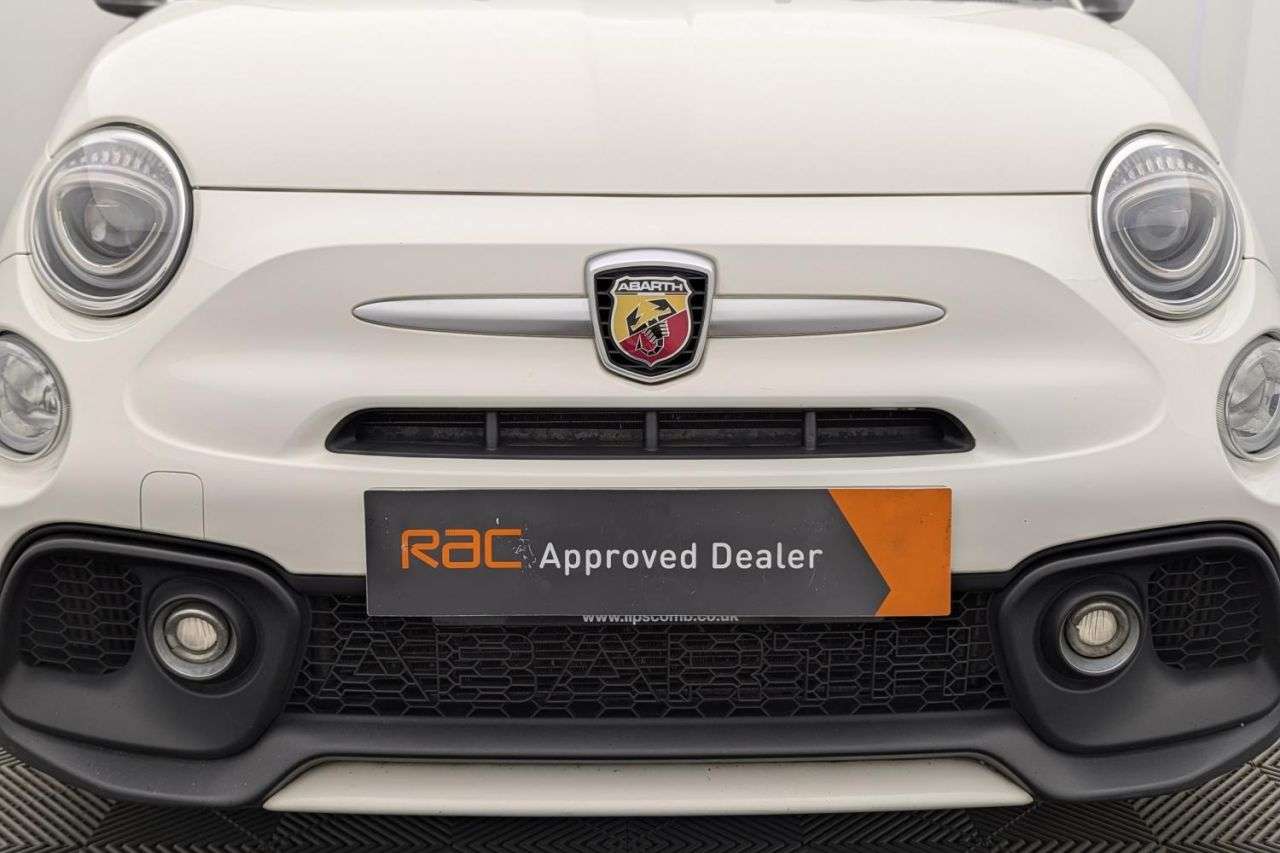 2019 ABARTH 595 2019 ABARTH 595