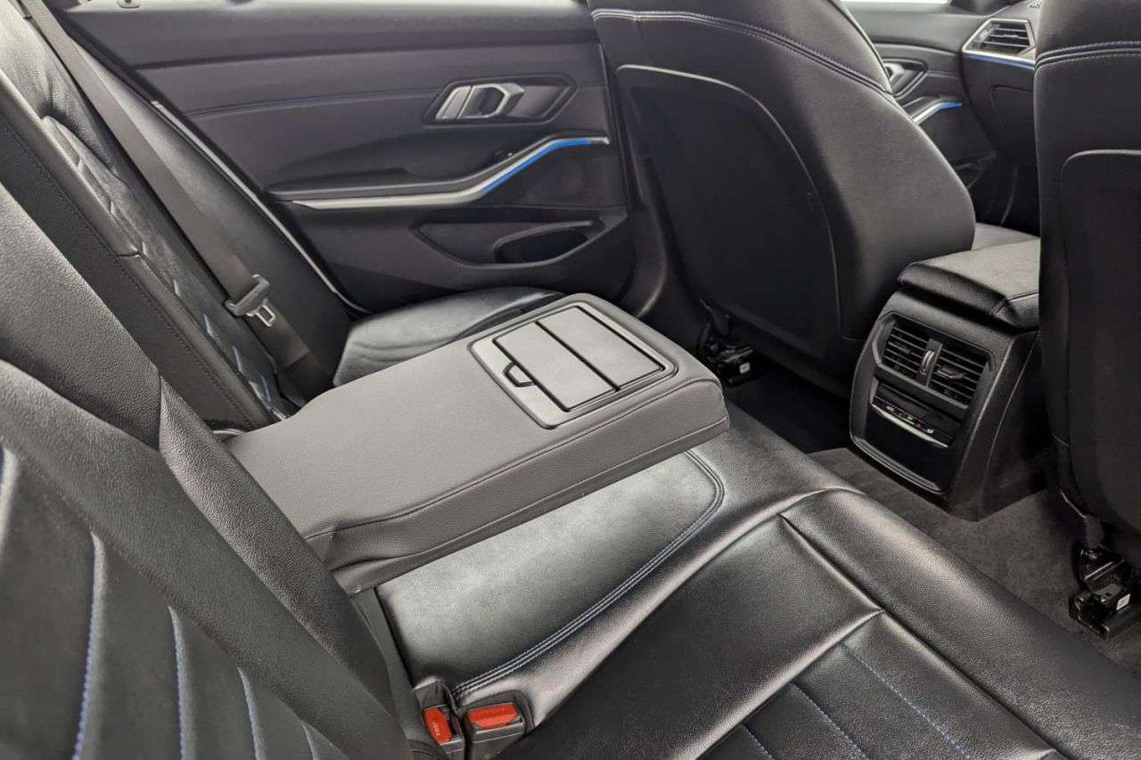 2021 BMW 3 SERIES 2021 BMW 3 SERIES