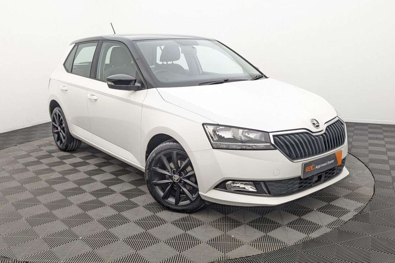 A 2019 SKODA FABIA 1.0 Colour Edition Hatchback 5dr Petrol Manual Euro 6 (s/s) (75 ps) Award W A 2019 SKODA FABIA 1.0 Colour Edition Hatchback 5dr Petrol Manual Euro 6 (s/s) (75 ps) Award W
