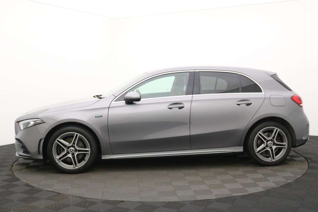 2021 MERCEDES-BENZ A-CLASS 2021 MERCEDES-BENZ A-CLASS