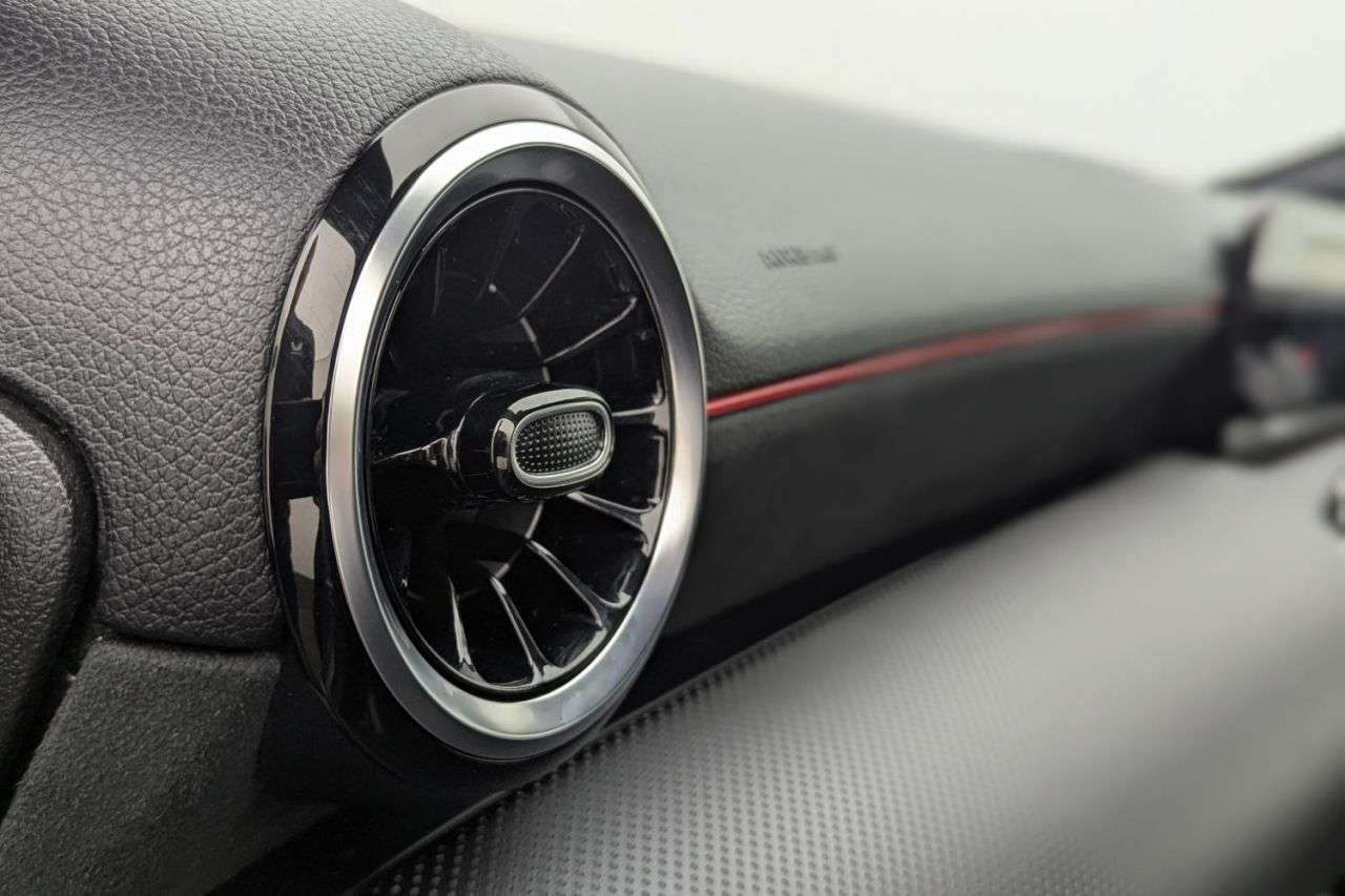 2021 MERCEDES-BENZ A-CLASS 2021 MERCEDES-BENZ A-CLASS