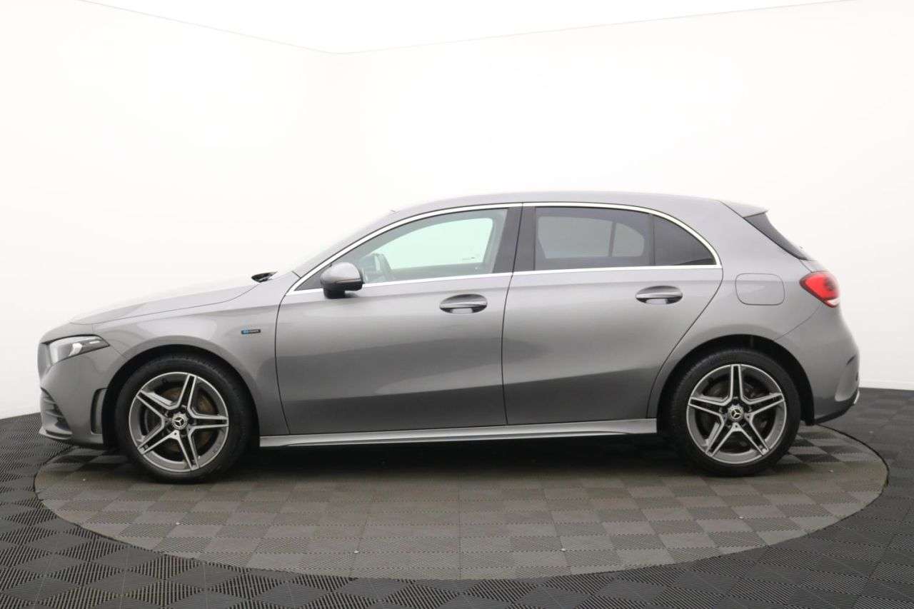 2021 MERCEDES-BENZ A-CLASS 2021 MERCEDES-BENZ A-CLASS