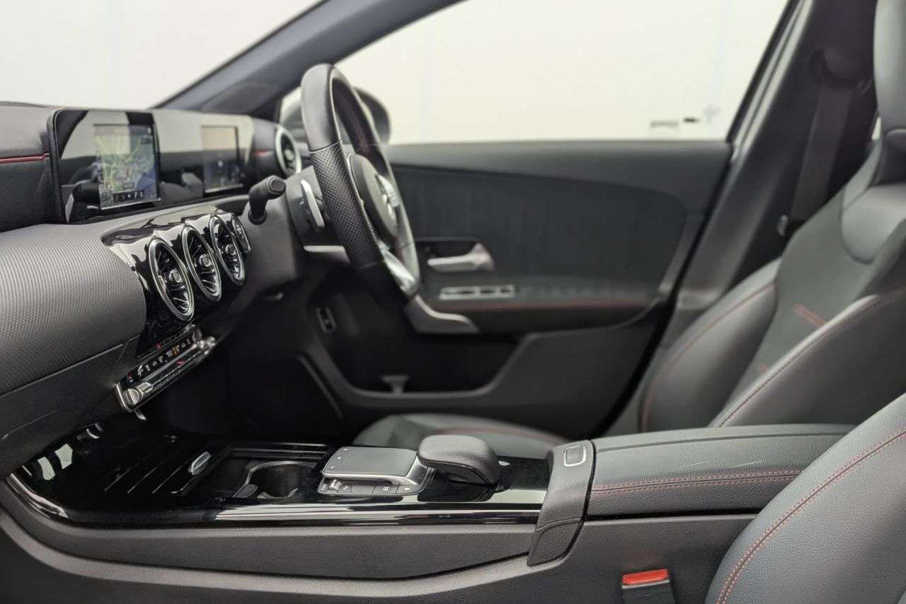 2021 MERCEDES-BENZ A-CLASS 2021 MERCEDES-BENZ A-CLASS