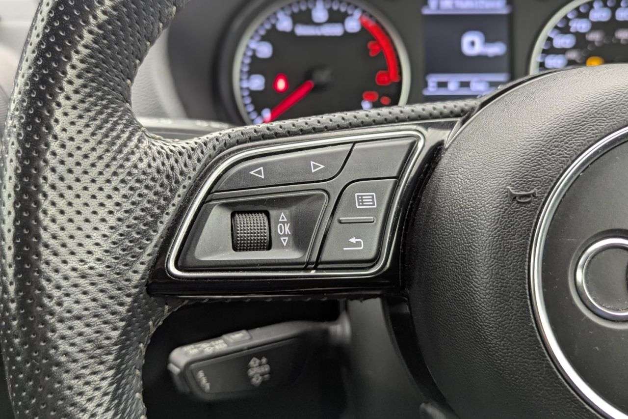 2019 AUDI Q2 2019 AUDI Q2