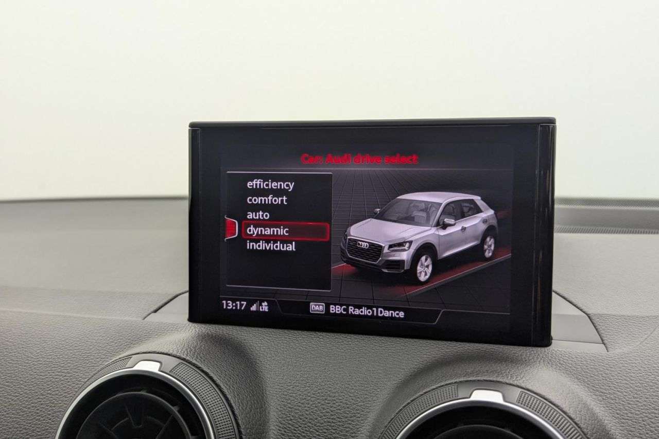 2019 AUDI Q2 2019 AUDI Q2