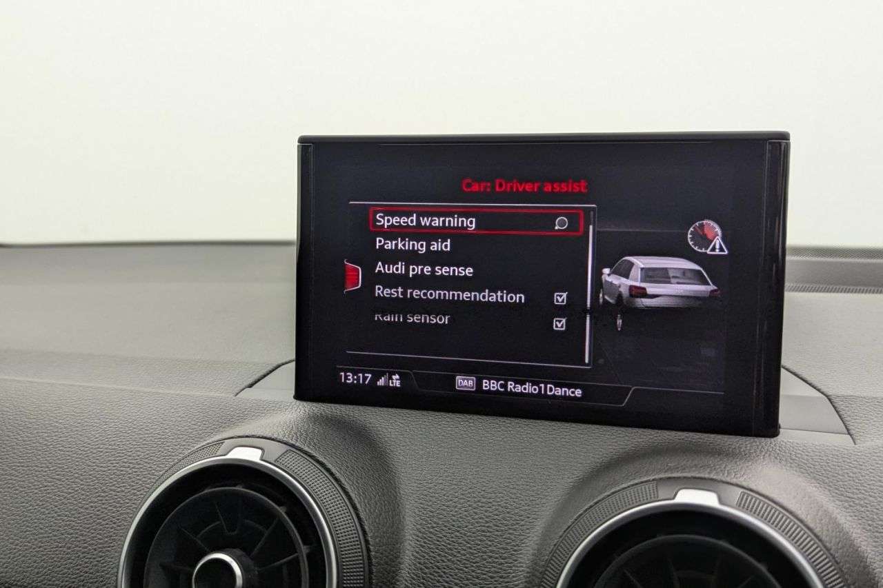 2019 AUDI Q2 2019 AUDI Q2