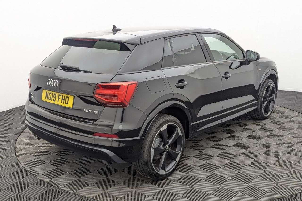 2019 AUDI Q2 2019 AUDI Q2