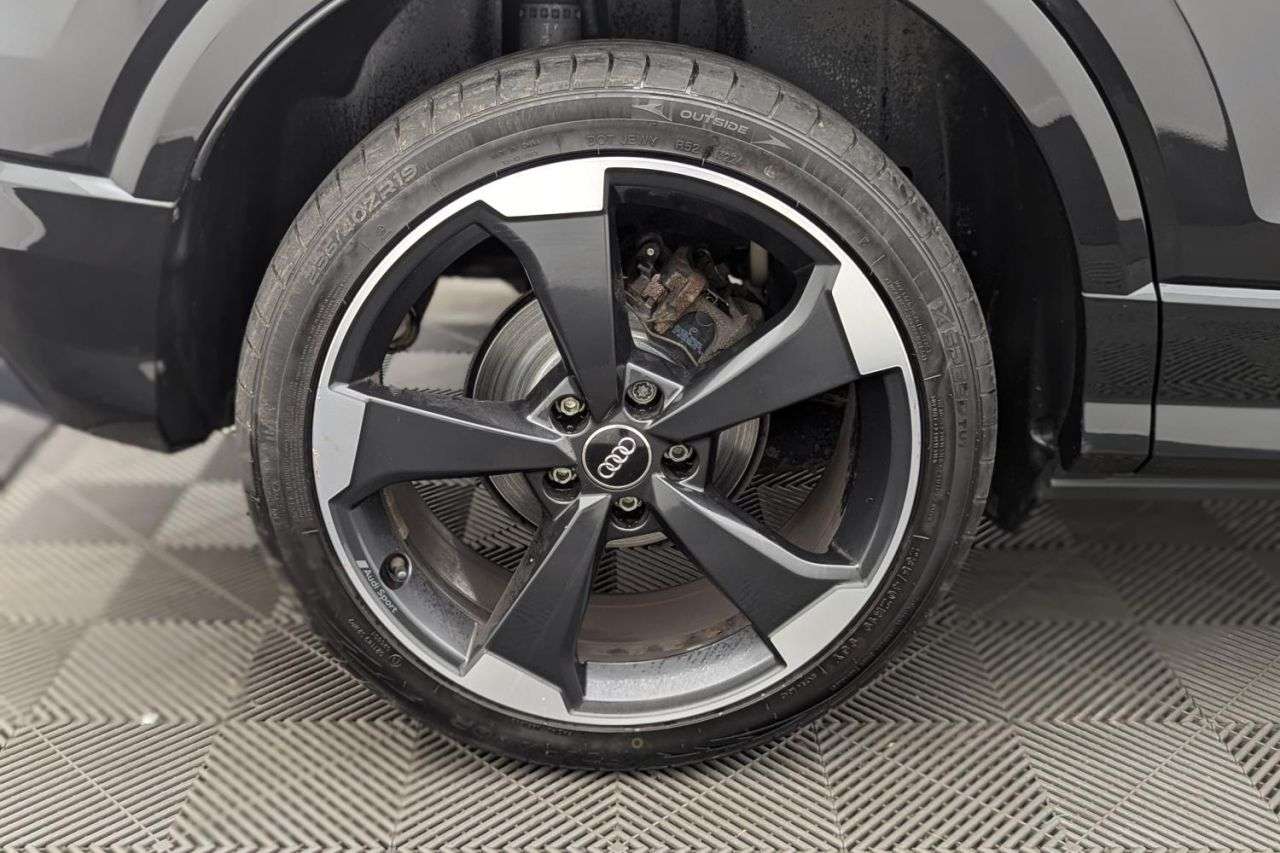 2019 AUDI Q2 2019 AUDI Q2