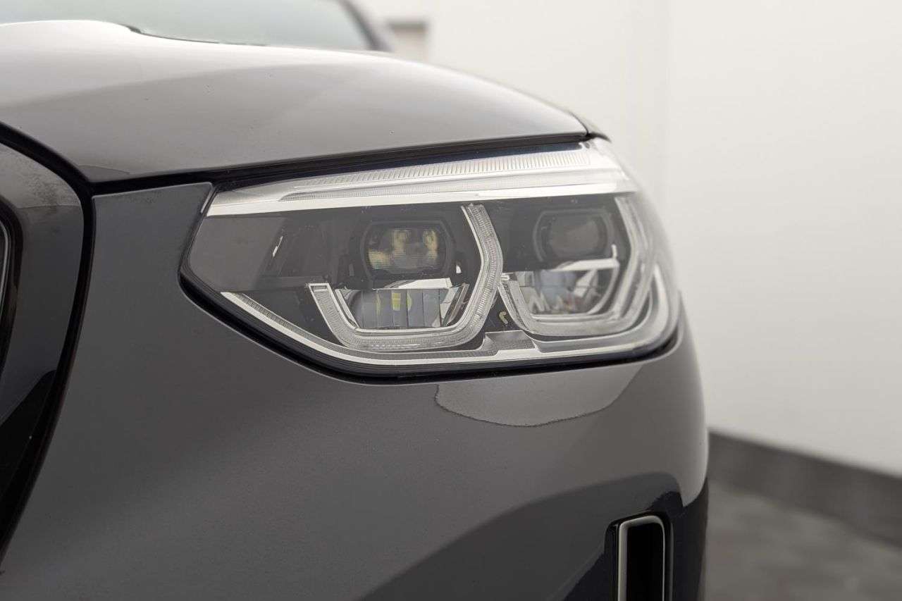 2021 BMW IX3 2021 BMW IX3