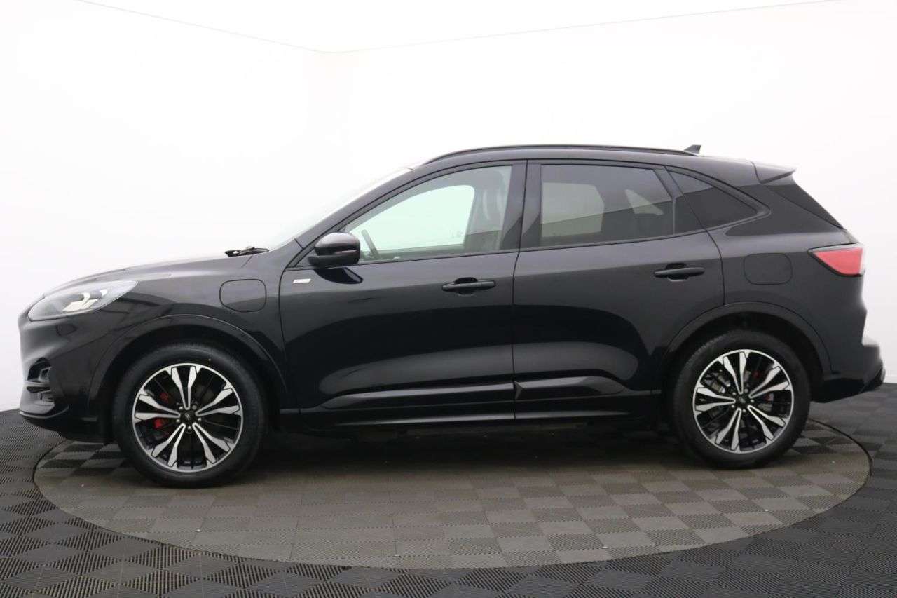 2022 FORD KUGA 2022 FORD KUGA