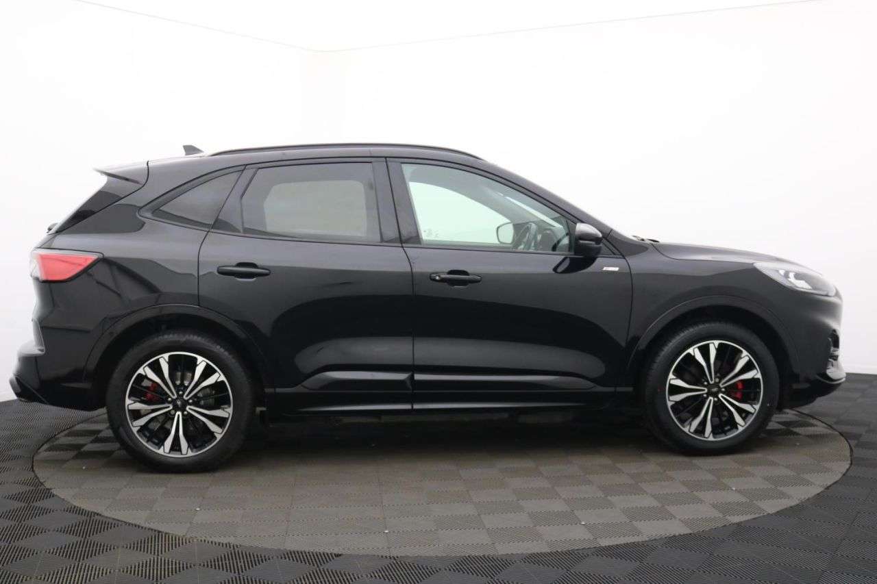 2022 FORD KUGA 2022 FORD KUGA