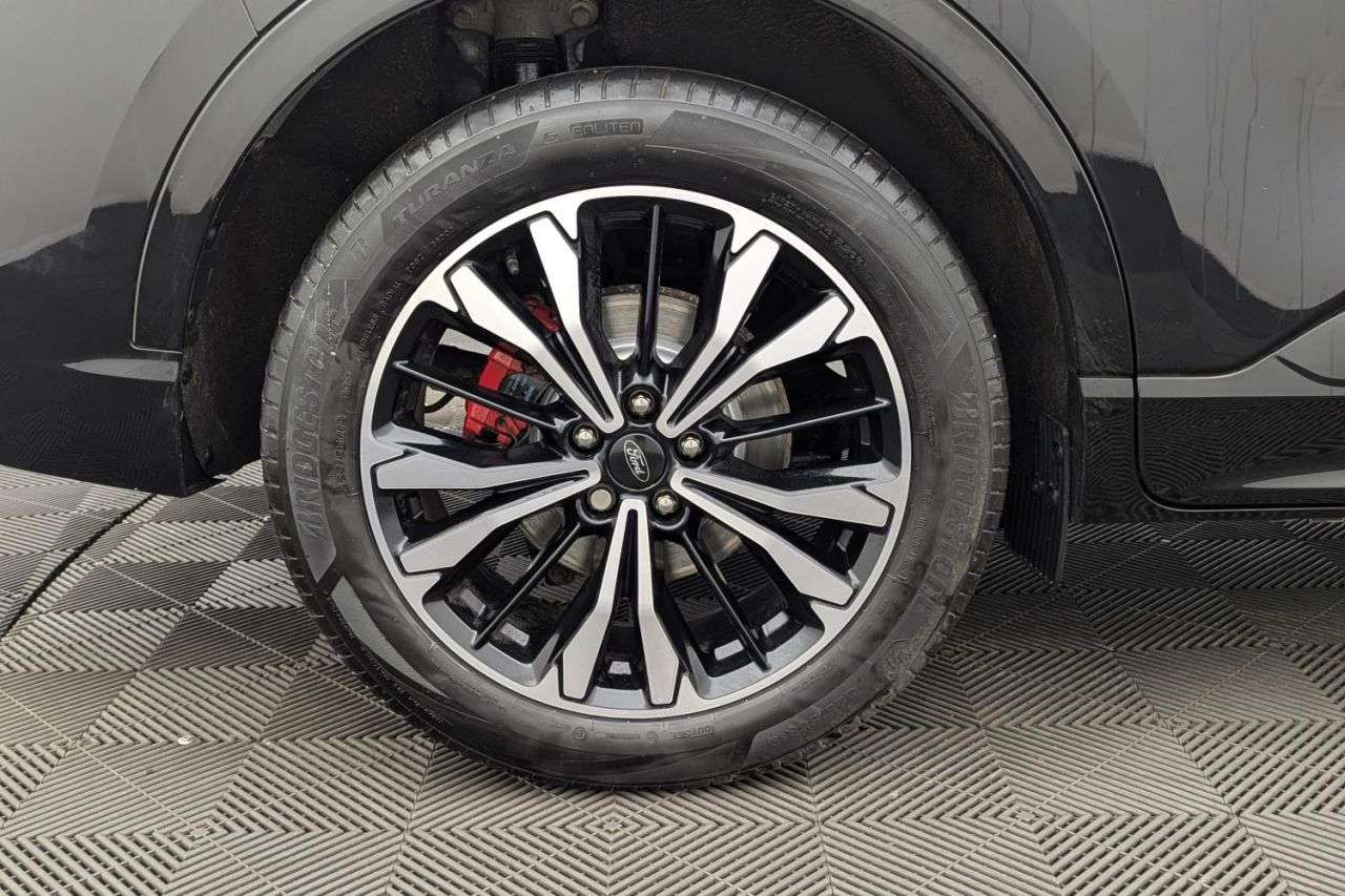 2022 FORD KUGA 2022 FORD KUGA