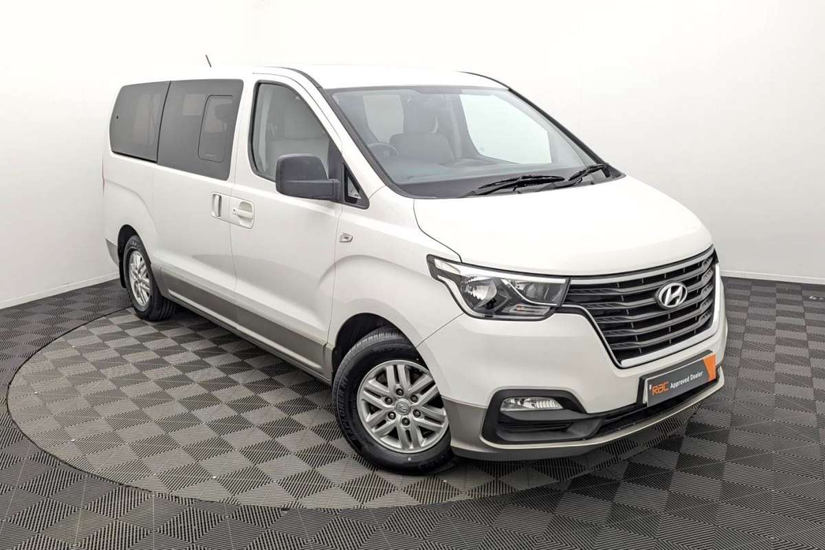 Check out this Hyundai I800 2019 Diesel Manual