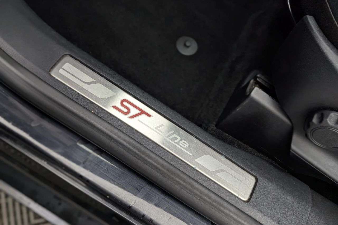 2022 FORD KUGA 2022 FORD KUGA