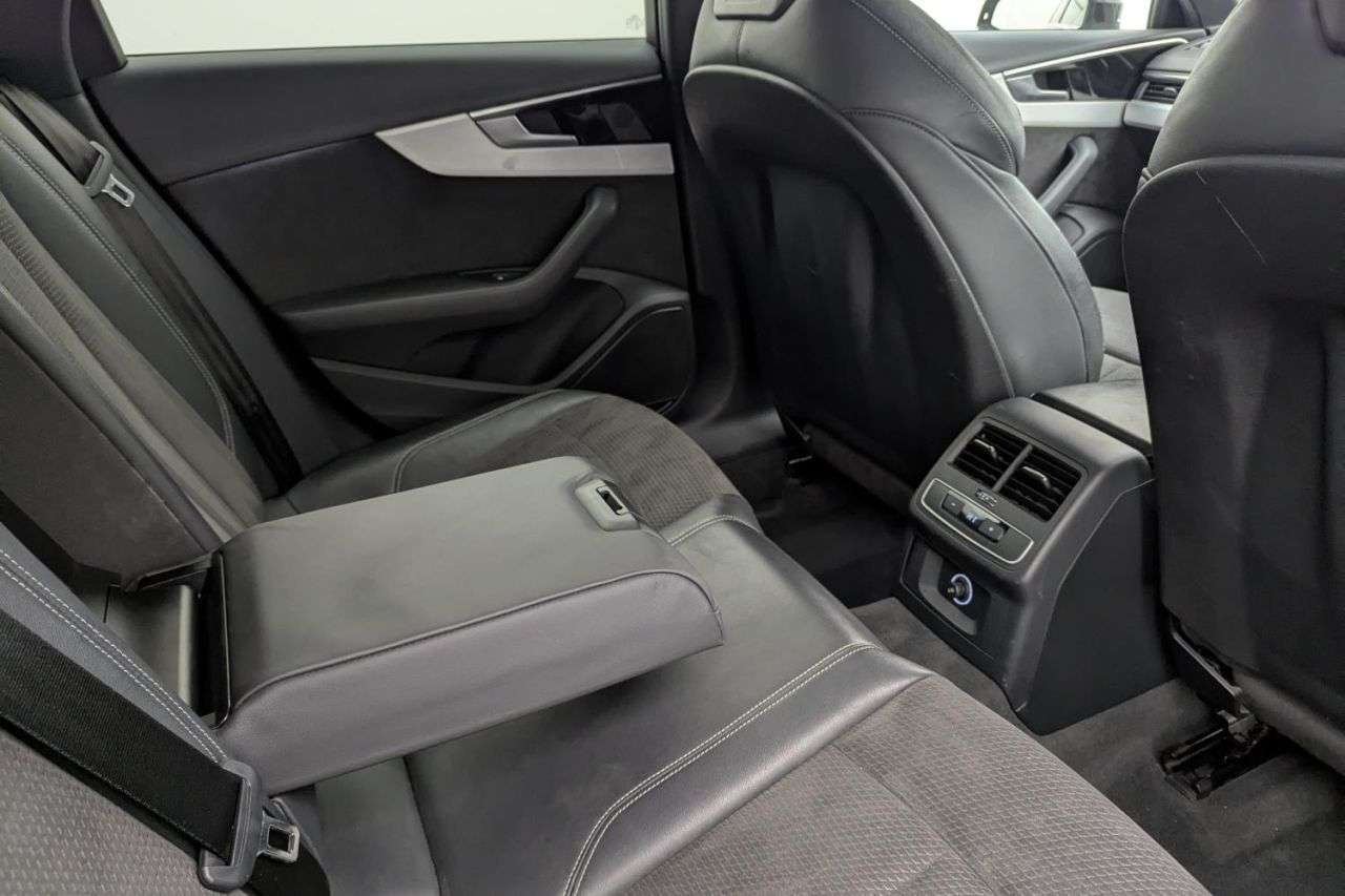 2020 AUDI A4 AVANT 2020 AUDI A4 AVANT