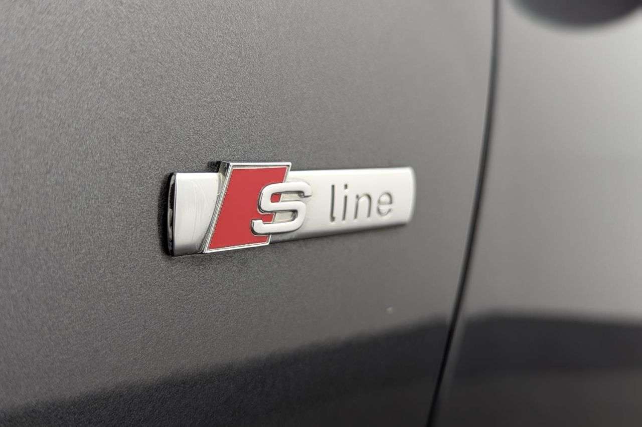 2020 AUDI A4 AVANT 2020 AUDI A4 AVANT