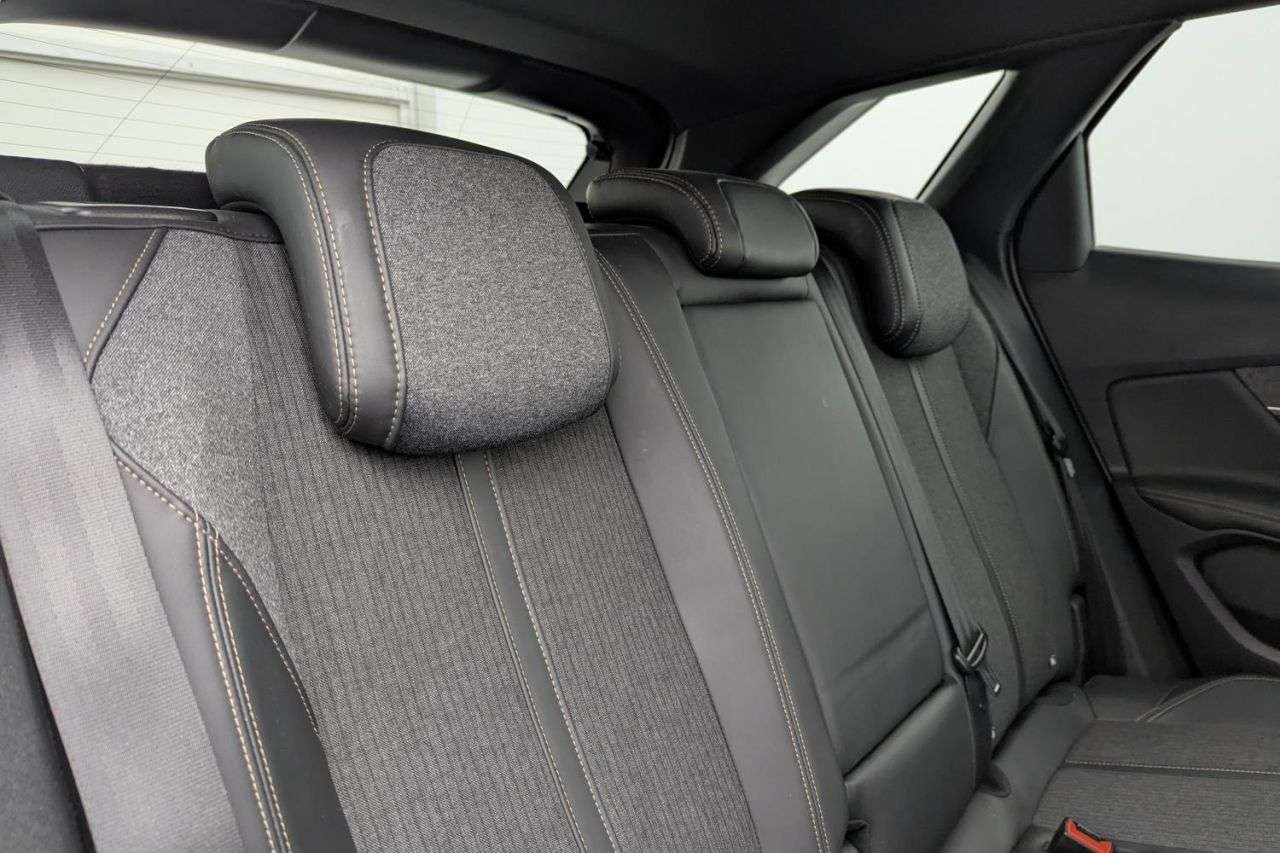 2018 PEUGEOT 3008 2018 PEUGEOT 3008