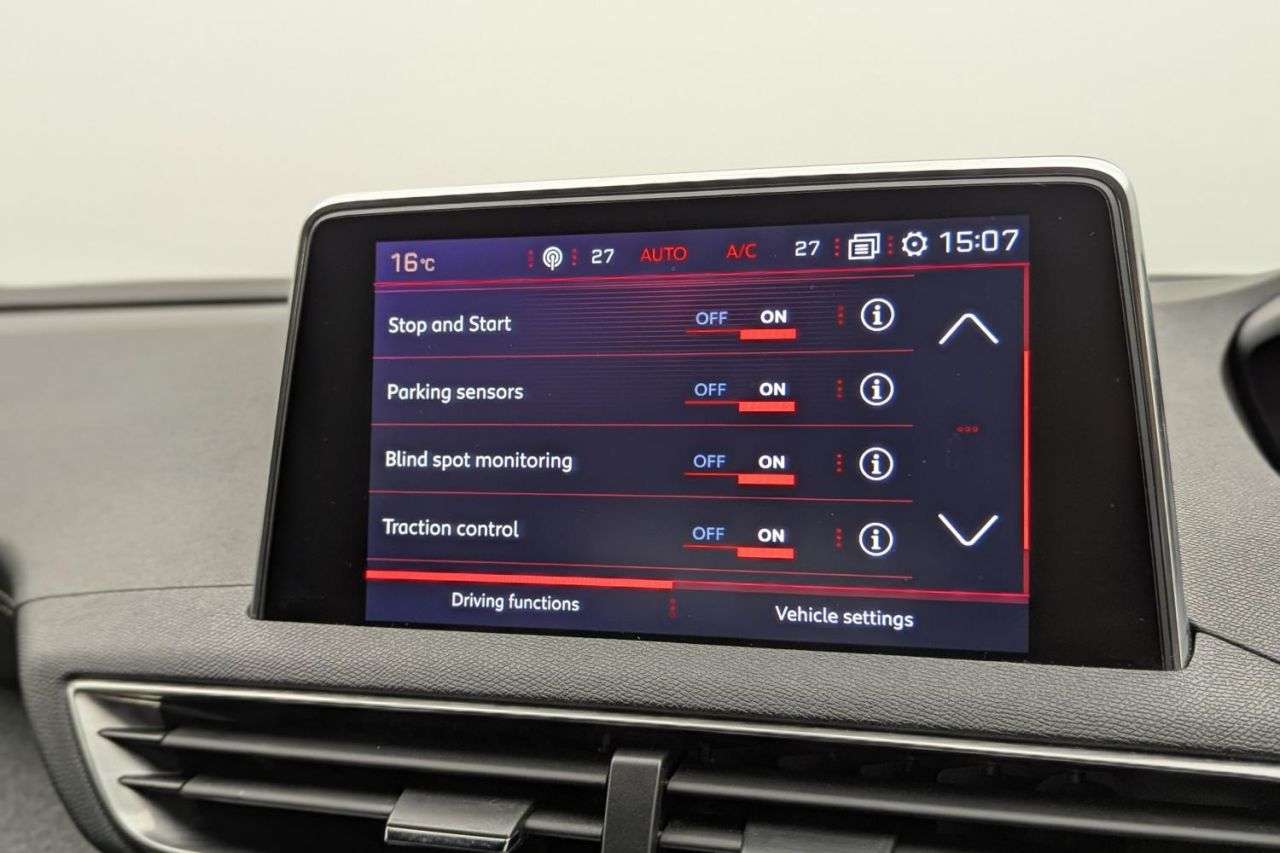 2018 PEUGEOT 3008 2018 PEUGEOT 3008