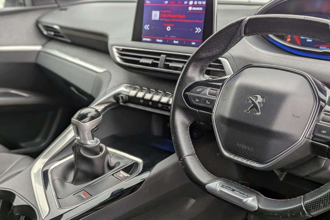 2018 PEUGEOT 3008 2018 PEUGEOT 3008