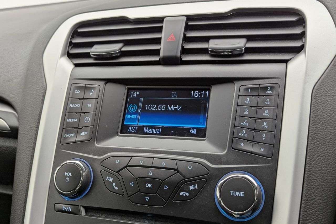 2015 FORD MONDEO 2015 FORD MONDEO