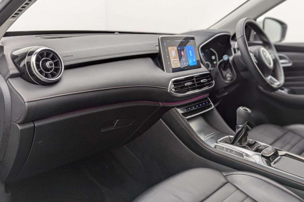 2024 MG MG HS 2024 MG MG HS