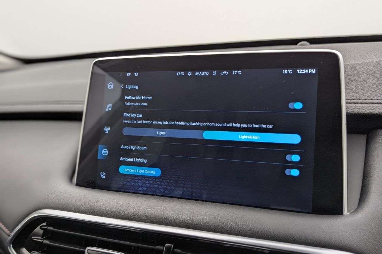 2024 MG MG HS 2024 MG MG HS