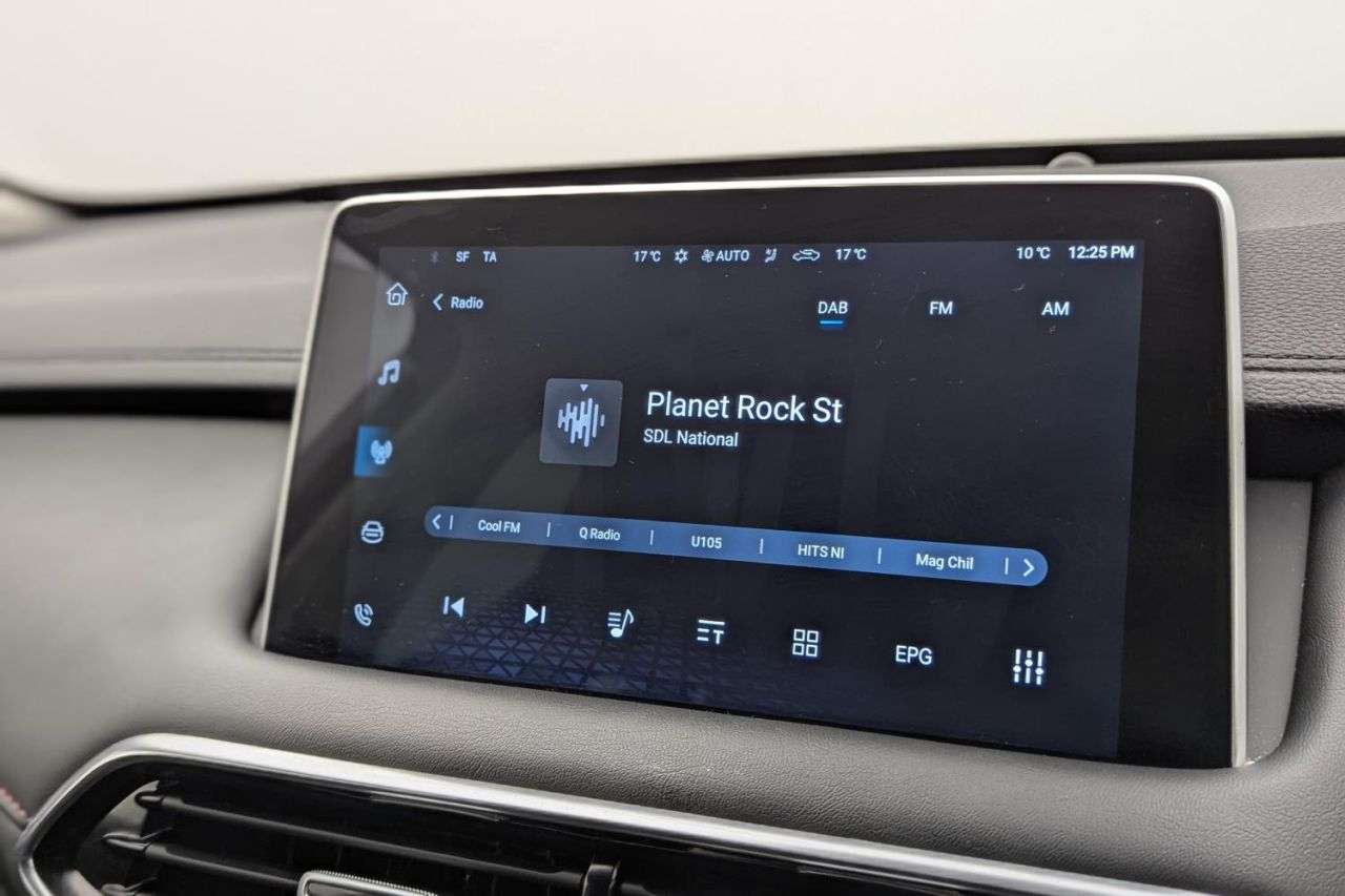 2024 MG MG HS 2024 MG MG HS