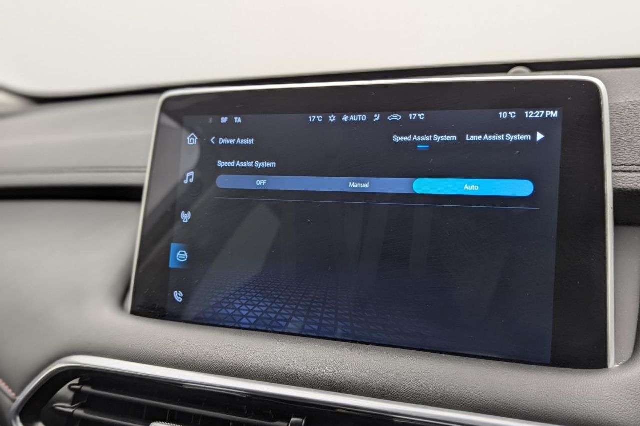 2024 MG MG HS 2024 MG MG HS