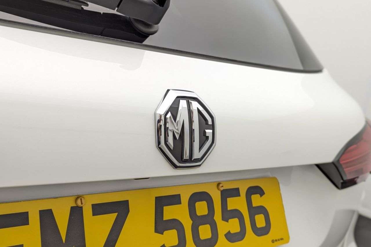 2024 MG MG HS 2024 MG MG HS