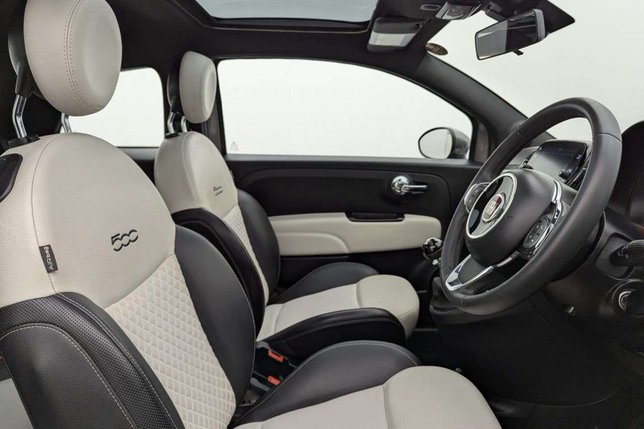 A 2023 FIAT 500 1.0 MHEV Dolcevita Hatchback 3dr Petrol Manual Euro 6 (s/s) (70 bhp) Award A 2023 FIAT 500 1.0 MHEV Dolcevita Hatchback 3dr Petrol Manual Euro 6 (s/s) (70 bhp) Award