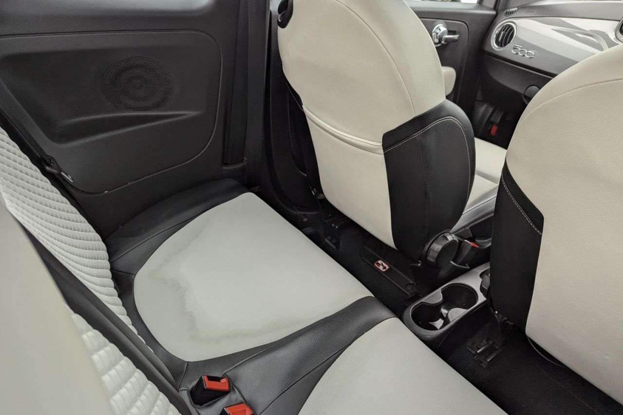 2023 FIAT 500 2023 FIAT 500