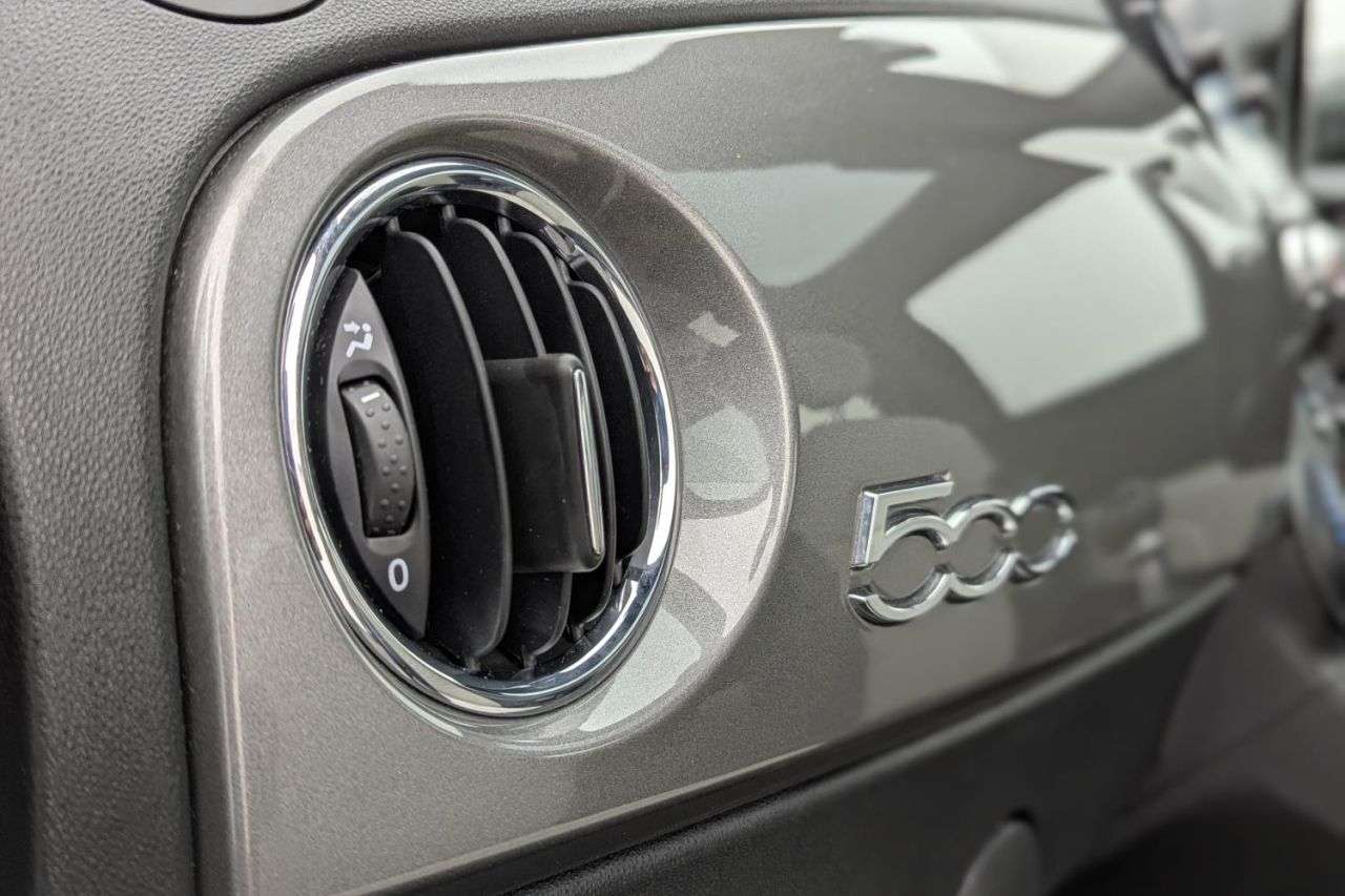 2023 FIAT 500 2023 FIAT 500