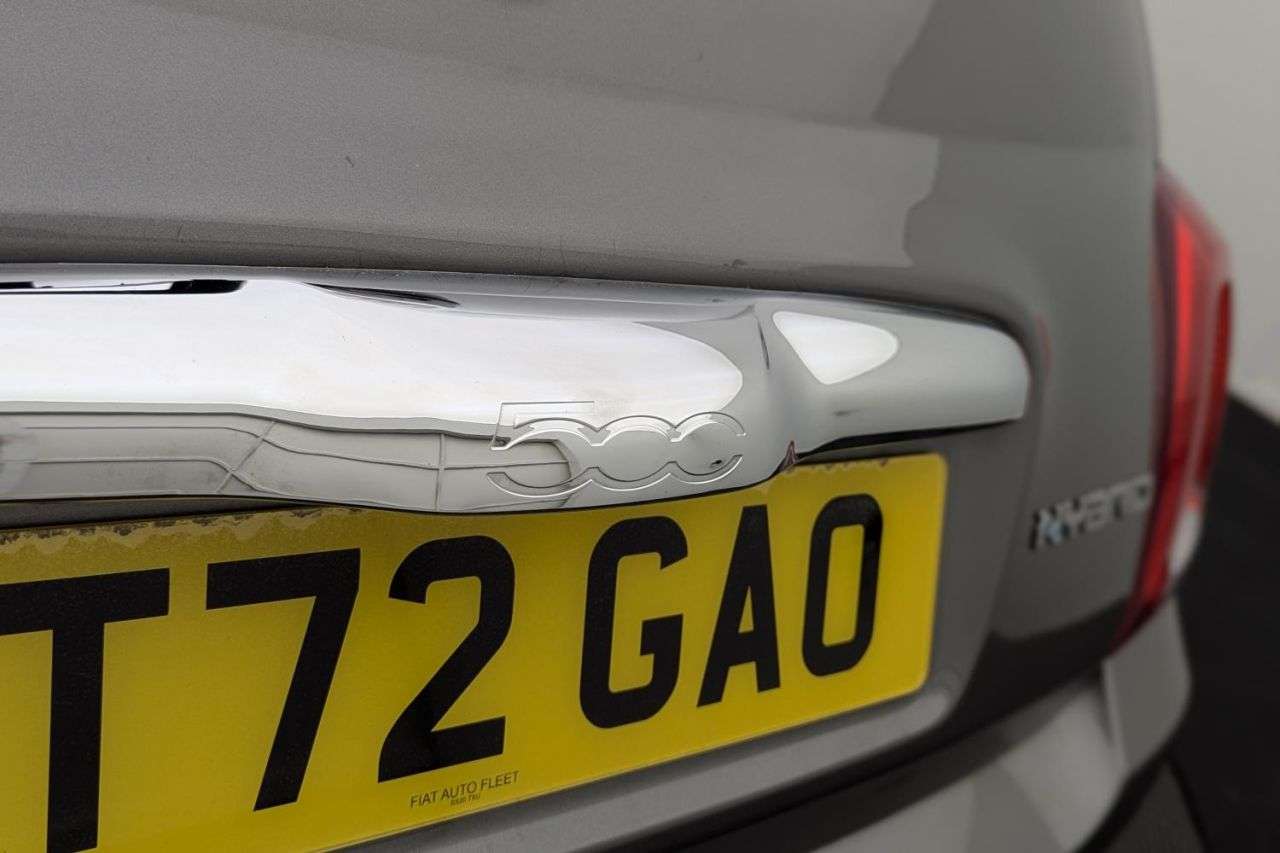 2023 FIAT 500 2023 FIAT 500