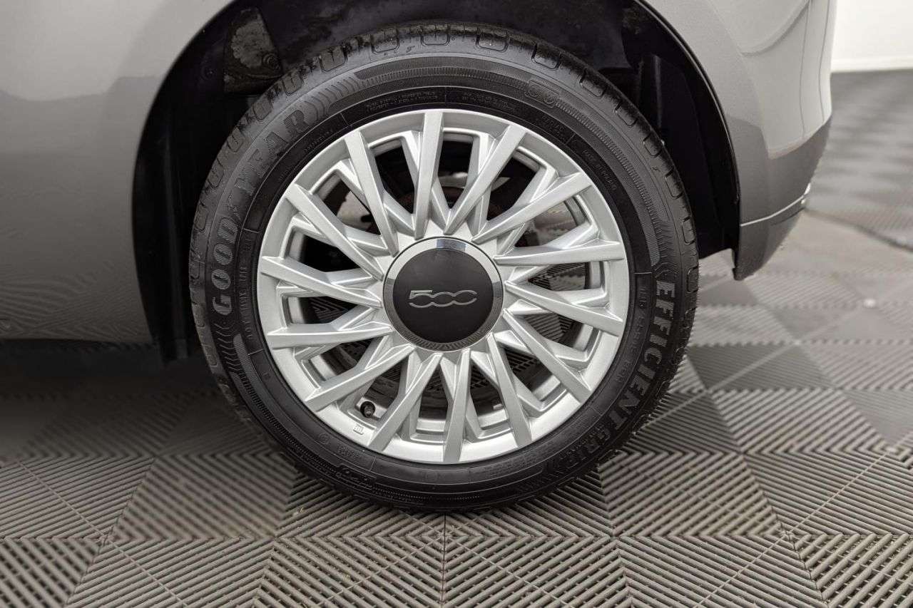 2023 FIAT 500 2023 FIAT 500