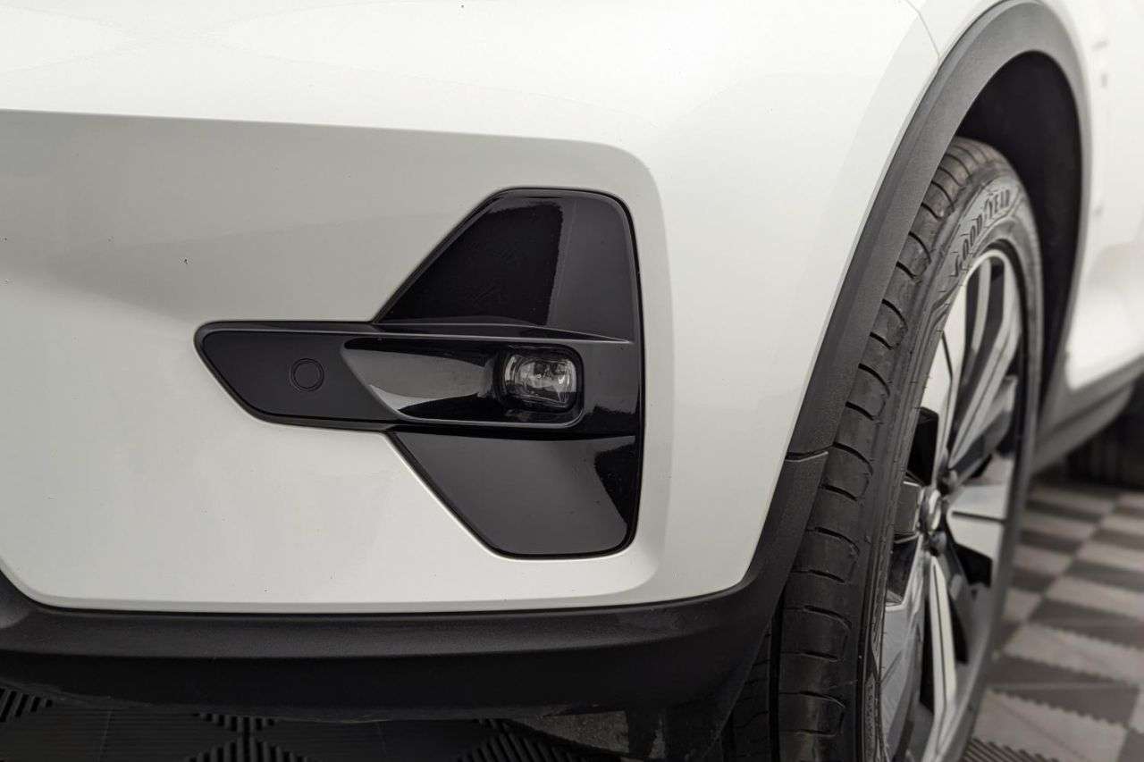 2022 VOLVO XC40 2022 VOLVO XC40