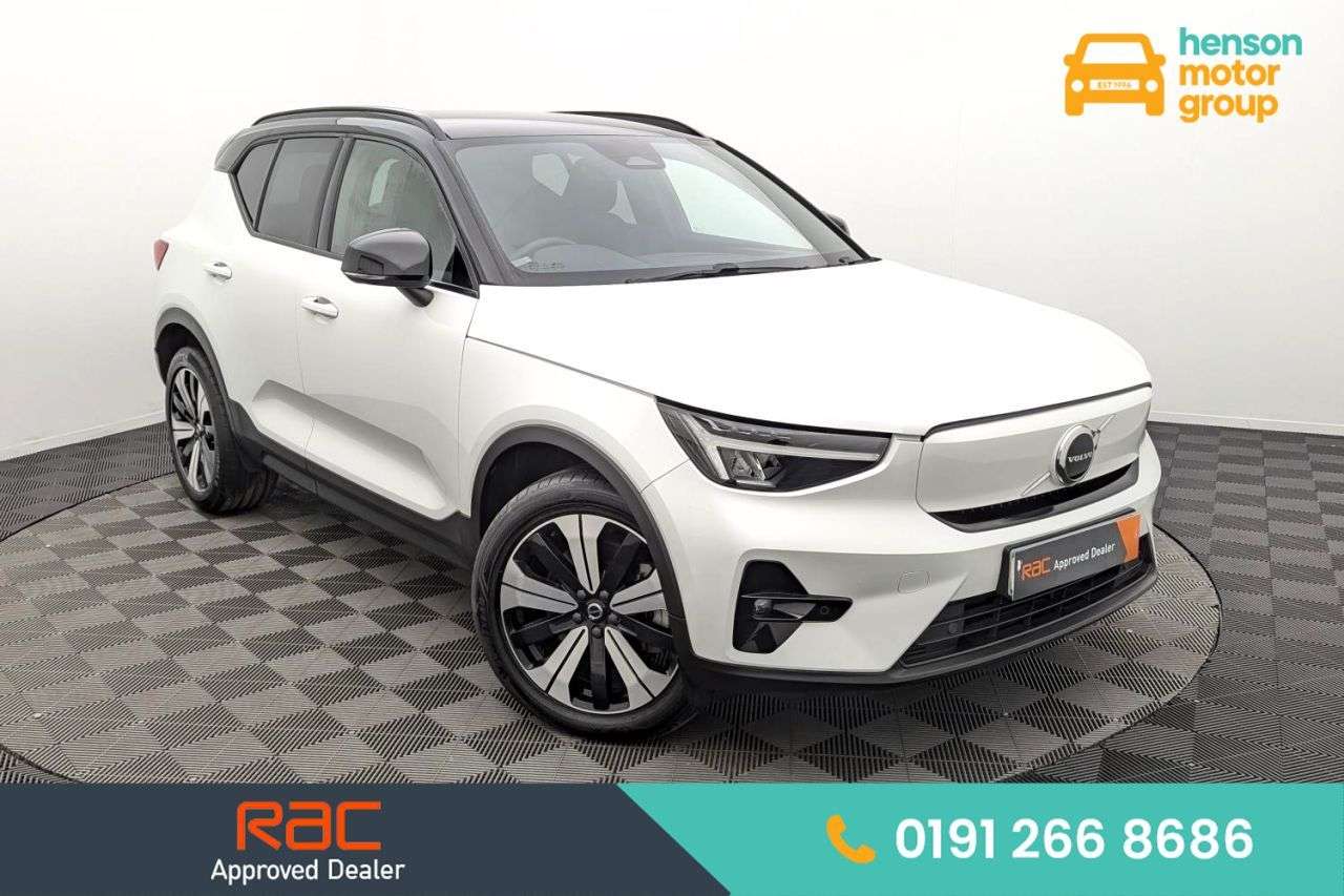 2022 VOLVO XC40 2022 VOLVO XC40