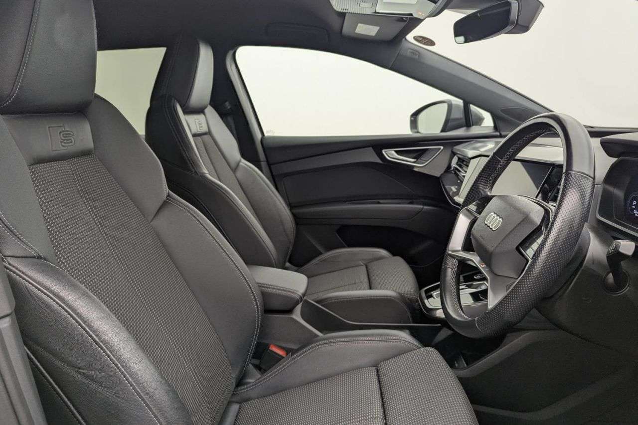 2021 AUDI Q4 E-TRON 2021 AUDI Q4 E-TRON