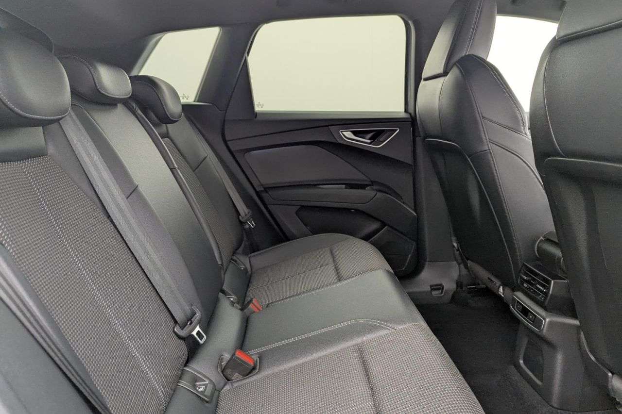 2021 AUDI Q4 E-TRON 2021 AUDI Q4 E-TRON