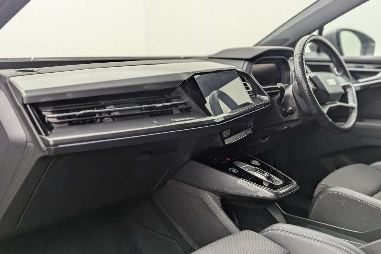 2021 AUDI Q4 E-TRON 2021 AUDI Q4 E-TRON