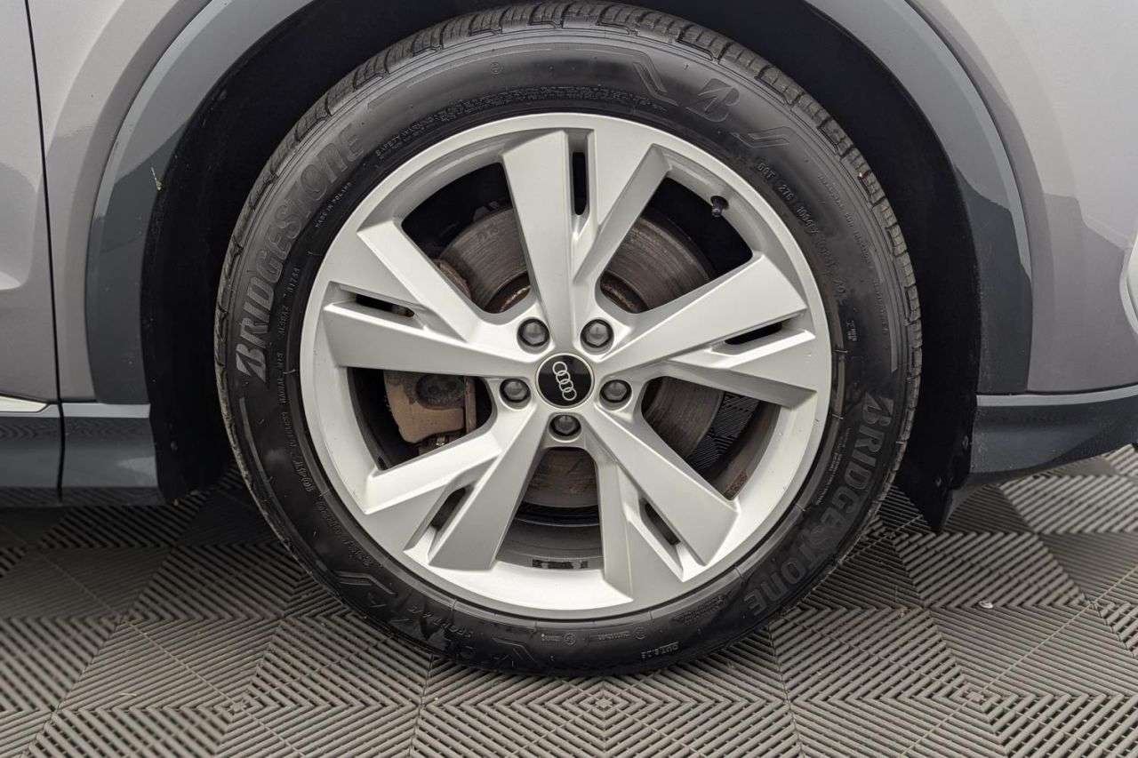 2021 AUDI Q4 E-TRON 2021 AUDI Q4 E-TRON